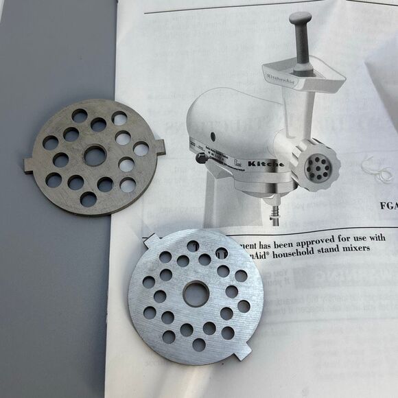 New Kitchen Aid Food/Meat Grinder Attachment for Stand Mixer~Open Box - Picture 2 of 4
